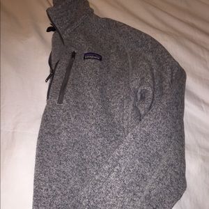 patagonia pullover!!
